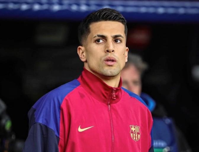 记者：坎塞洛预计周六在巴塞罗那接受体检并签约