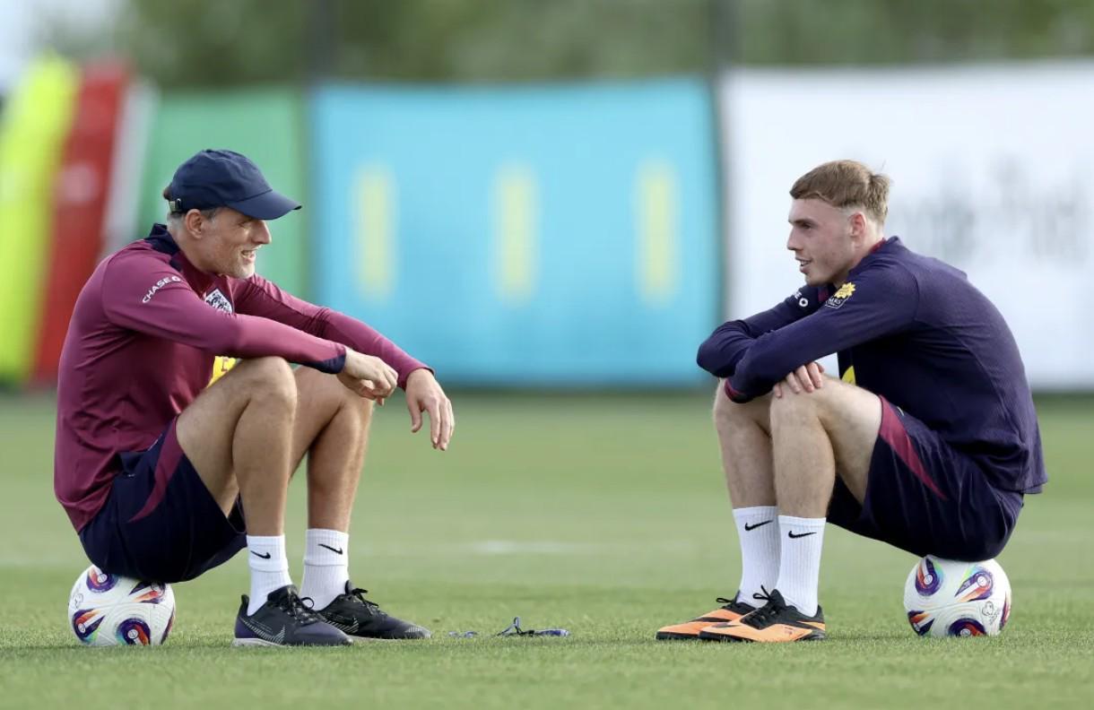 8868-泰晤士:图赫尔认为帕尔默是世界第二优秀球员,角色却不清晰